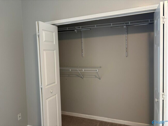 Building Photo - 108 Waters Edge Ln