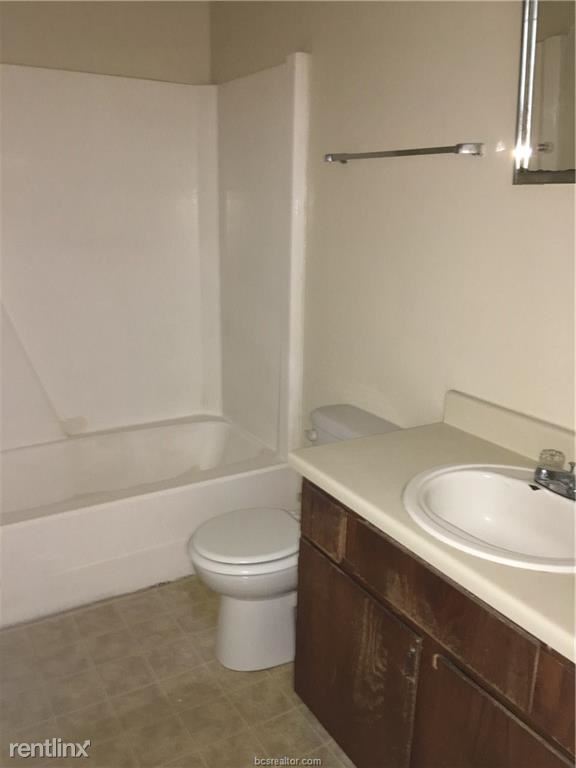 Building Photo - 2 br, 1 bath Condo - 1107 Verde Dr Apt 28