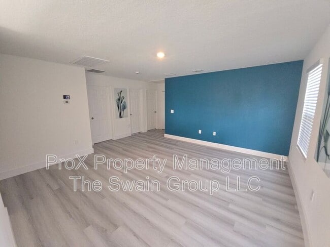 Building Photo - 4450 Rapallo Ave