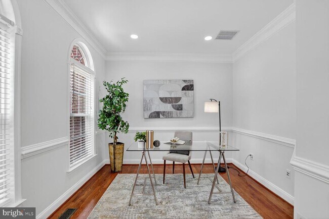 Building Photo - 14040 Natia Manor Dr