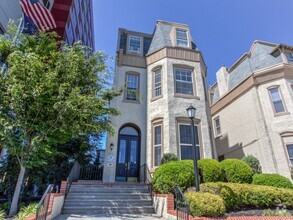 Building Photo - Campus Apartments