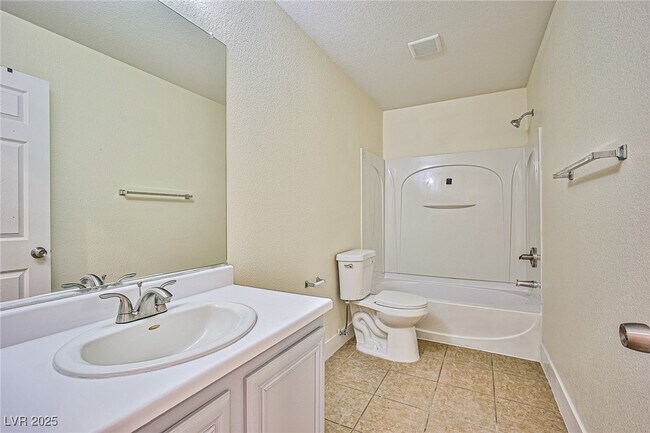 Building Photo - 8338 Lavender Jade Ct