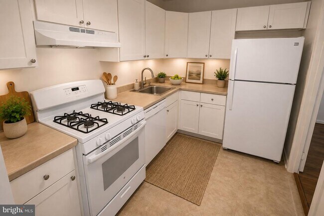 Building Photo - 10850 Green Mountain Cir