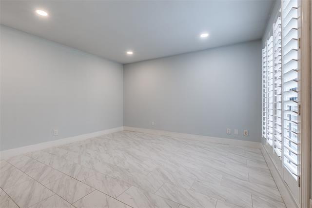 Building Photo - 3935 Buena Vista St