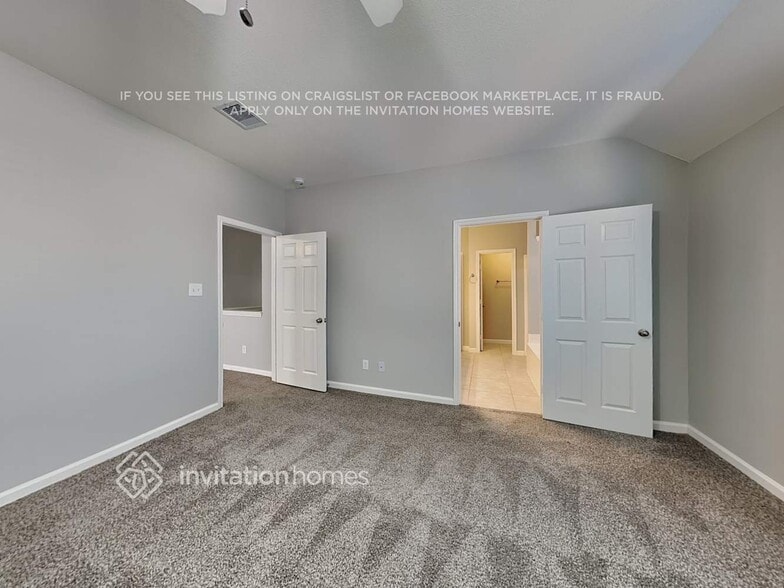Building Photo - 4522 Lake Halbert Ln