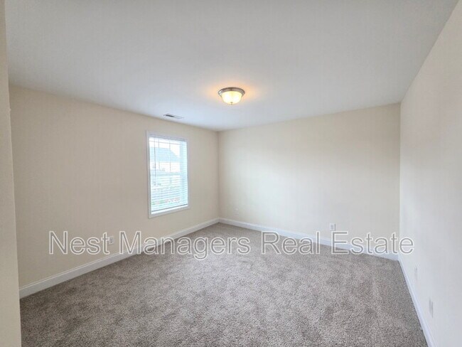Building Photo - 173 Weston Woods St