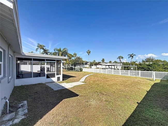 Building Photo - 10709 Donbrese Ave