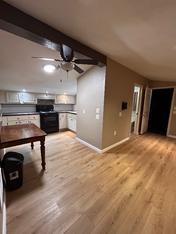 Building Photo - 1388 Hartsdale Dr