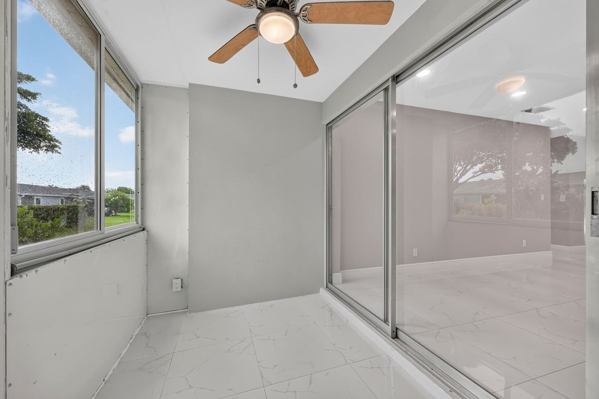 Building Photo - 2601 Crosley Dr W