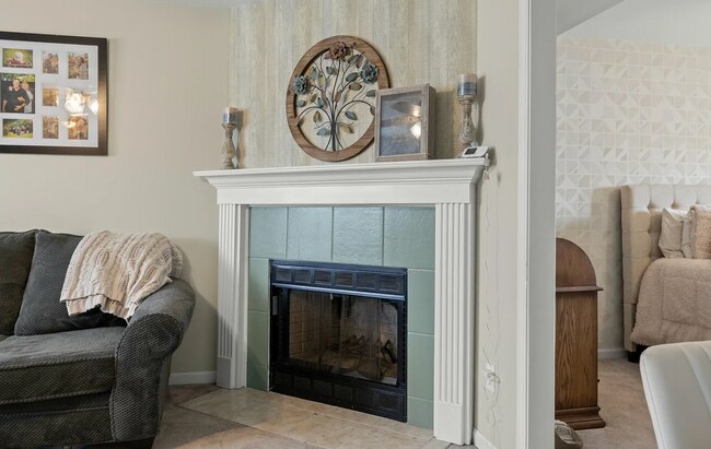Building Photo - Spacious, Stylish, and Full of Charm – 3 bedroom home in Lexington | $1,900/mo
