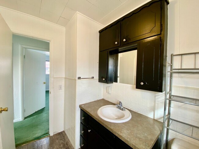 Building Photo - Must see