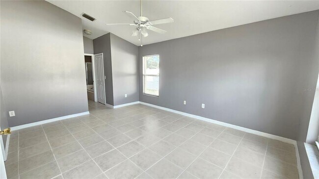 Building Photo - 1610 Bondurant Way