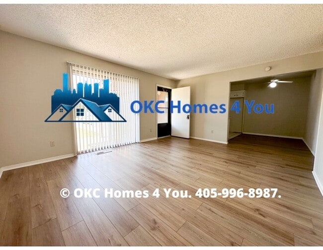 Building Photo - 2 Bed/ 2 Bath NW OKC Duplex