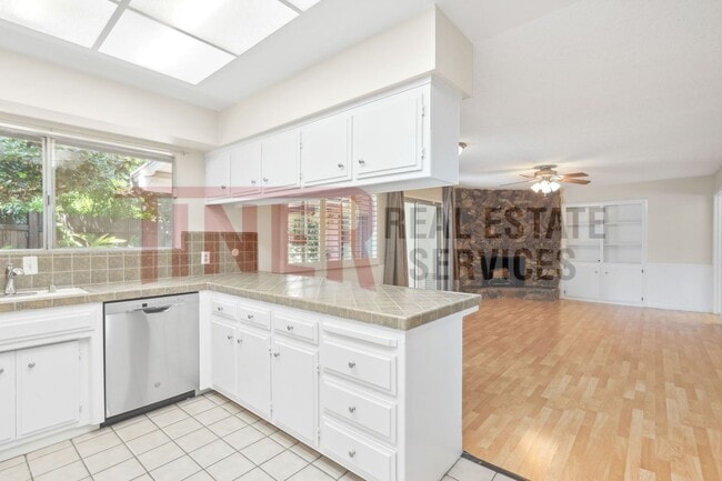 Building Photo - 4891 Kipling Dr