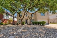 Building Photo - 2616 Oakwood Glen Dr
