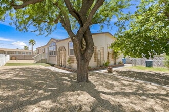 Building Photo - "Spacious 4-Bedroom Oasis with 2 Full Baths on Mount Rainier Ave, Las Vegas – Your Perfect Retrea...
