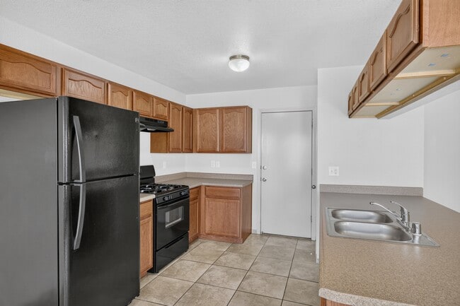 Building Photo - 608 Cactus Creek Pl