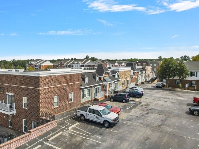 Building Photo - The Fountain Square Apartments