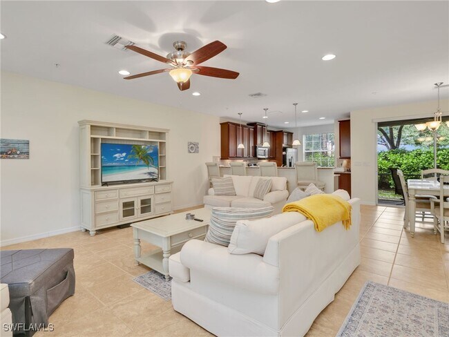 Building Photo - 23421 Alamanda Dr