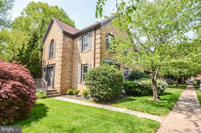 Building Photo - 12489 Sweet Leaf Terrace
