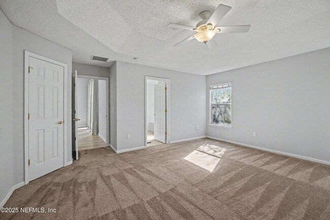 Building Photo - 1290 Ardmore St