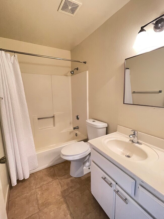 Building Photo - 361 S Arroyo Dr