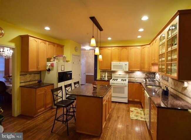 Building Photo - 269 Center Point Ln