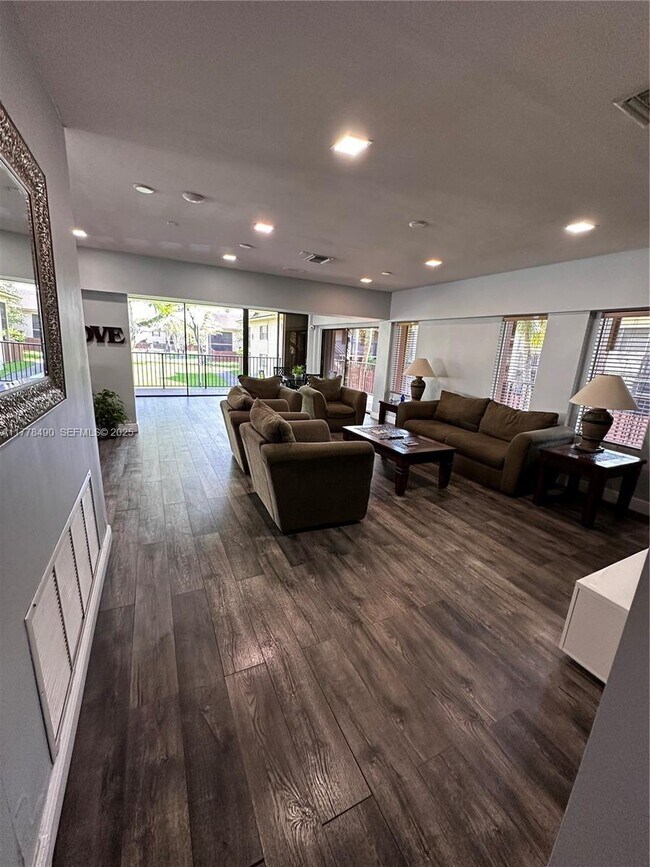 Building Photo - 11229 SW 88th St