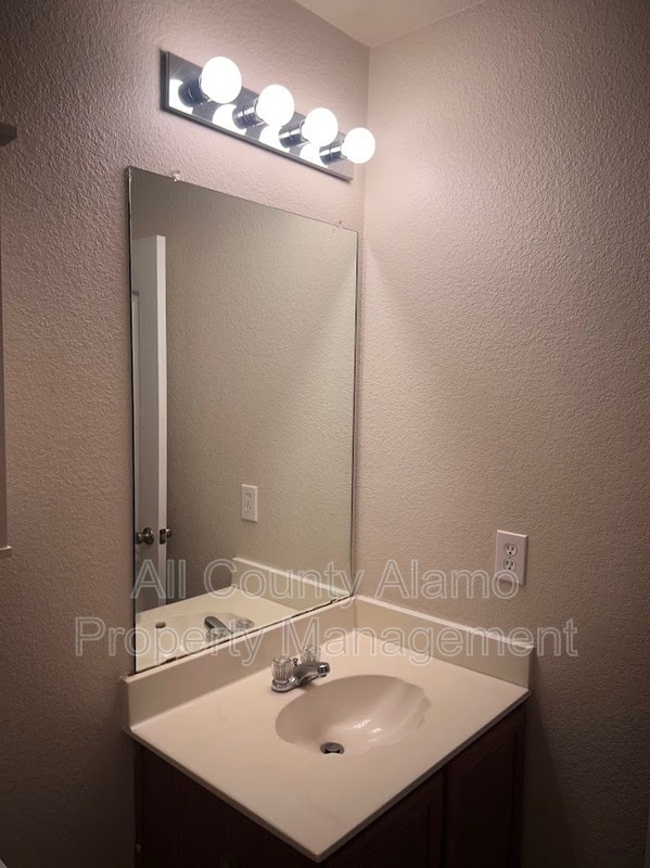 Building Photo - 7431 Cedar Farm