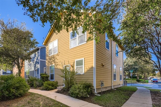 Building Photo - 1601 Miriam Ave