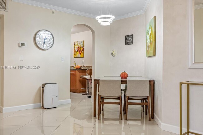 Building Photo - 3001 S Ocean Dr