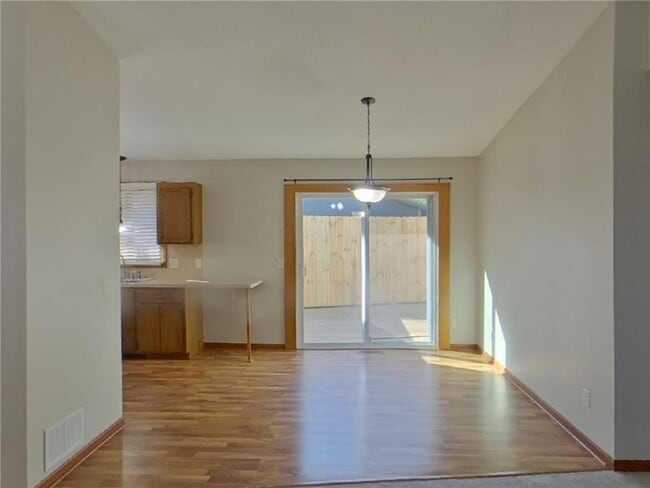 Building Photo - 14030 Candlewood Ln NE