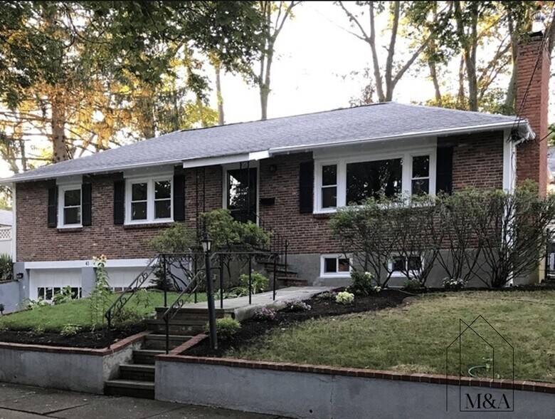 Building Photo - 43 Kendall Rd