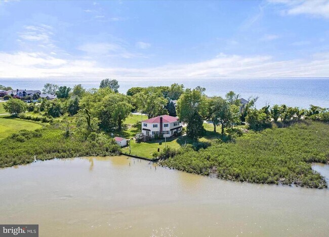 Building Photo - 101 Beachside Dr