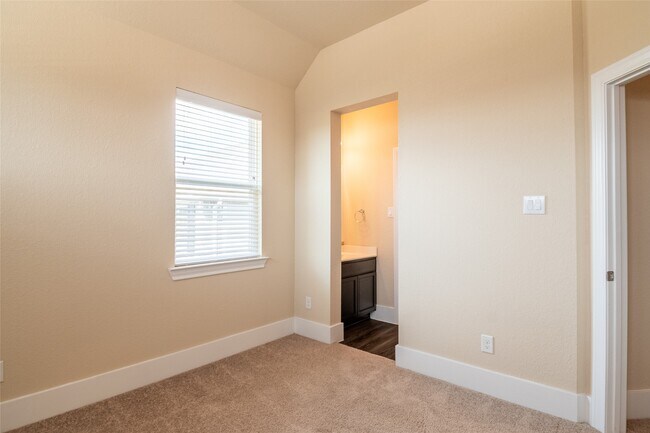 Building Photo - 19015 Yellowstone Landing Ct