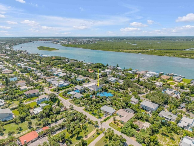 Building Photo - 1707 N Peninsula Ave