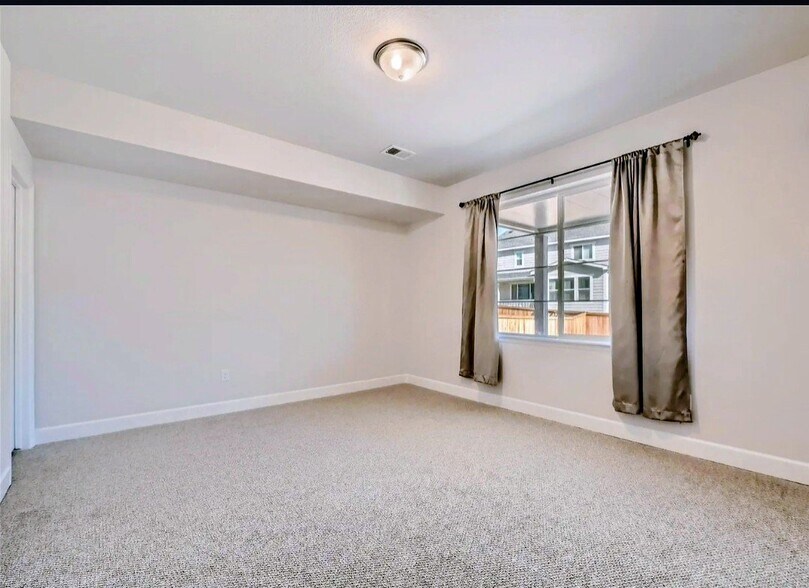 Building Photo - 5784 S Fultondale Ct
