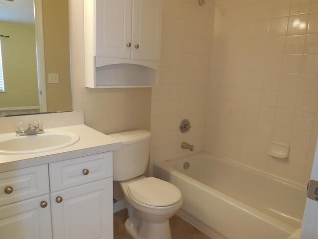 Building Photo - 4107 Plantation Cove Dr