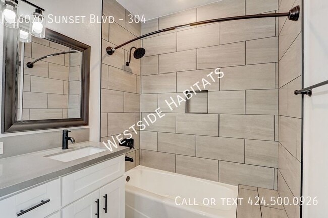 Building Photo - 16070 Sunset - Gorgeous, fully renovated b...