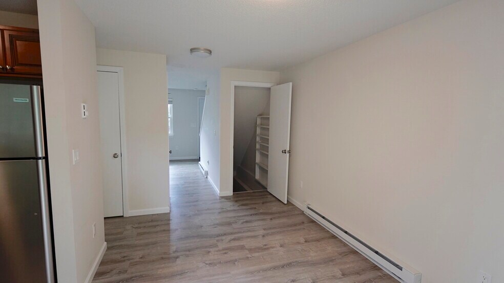 Building Photo - 64 Crystal Ln