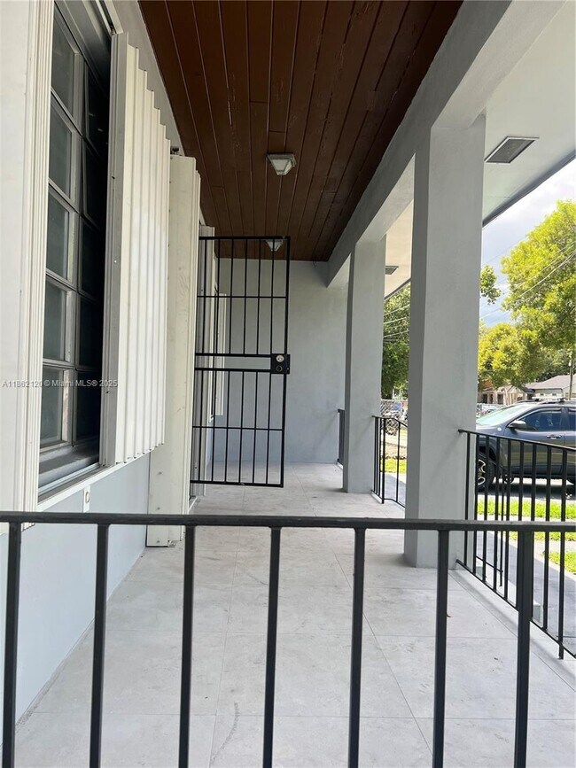 Building Photo - 1444 NW 38th St