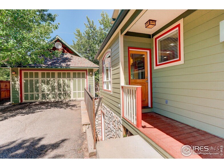 Building Photo - 1509 Pratt St