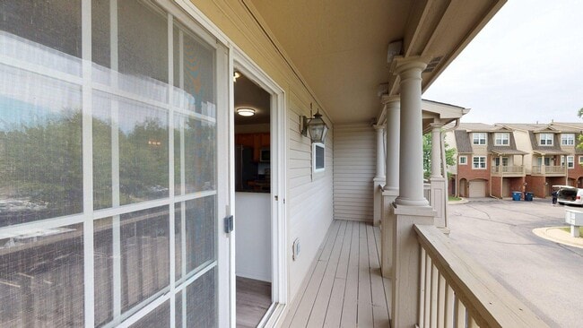 Building Photo - 2974 Barclay Way