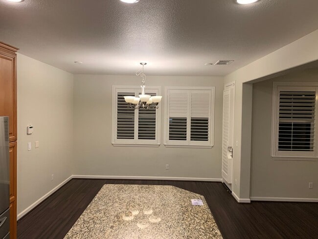 Building Photo - Freshly Painted Interior for this Single F...