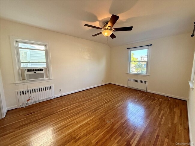 Building Photo - 518 W Olive St