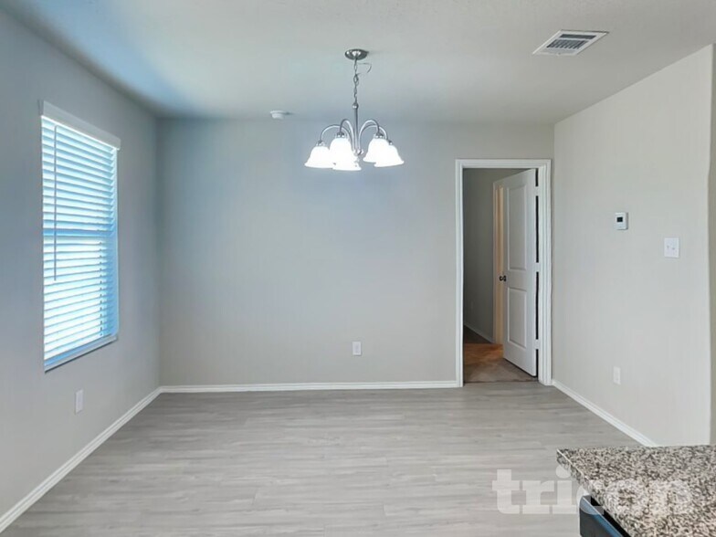 Building Photo - 13240 Rosemary Cove