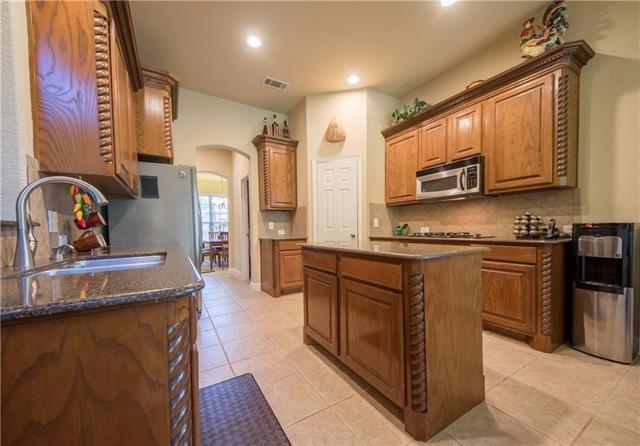 Building Photo - 2402 Grizzly Run Ln