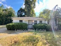 Building Photo - 1727 Hickory St