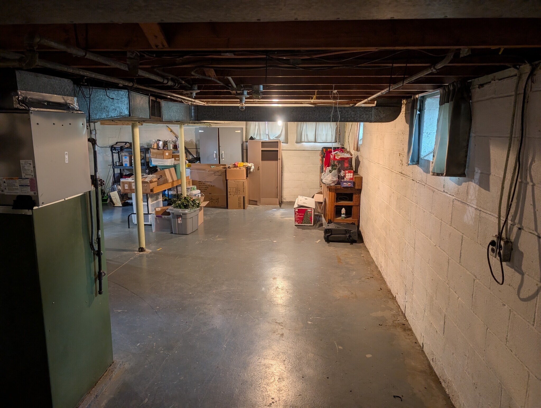Building Photo - 2403 Brookview Blvd