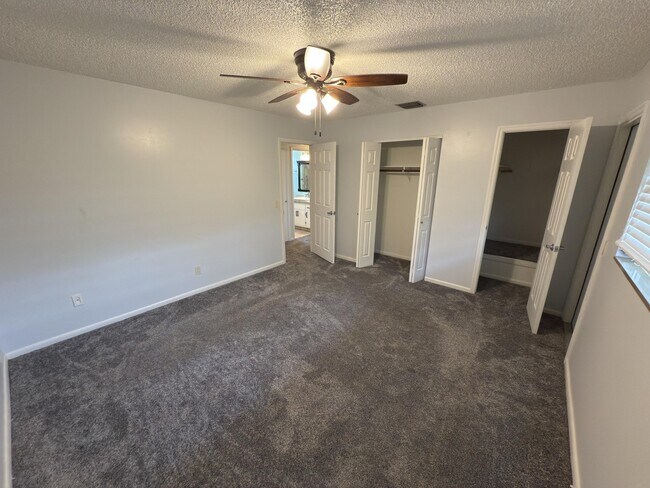 Building Photo - 2819 SW Cornell Ave